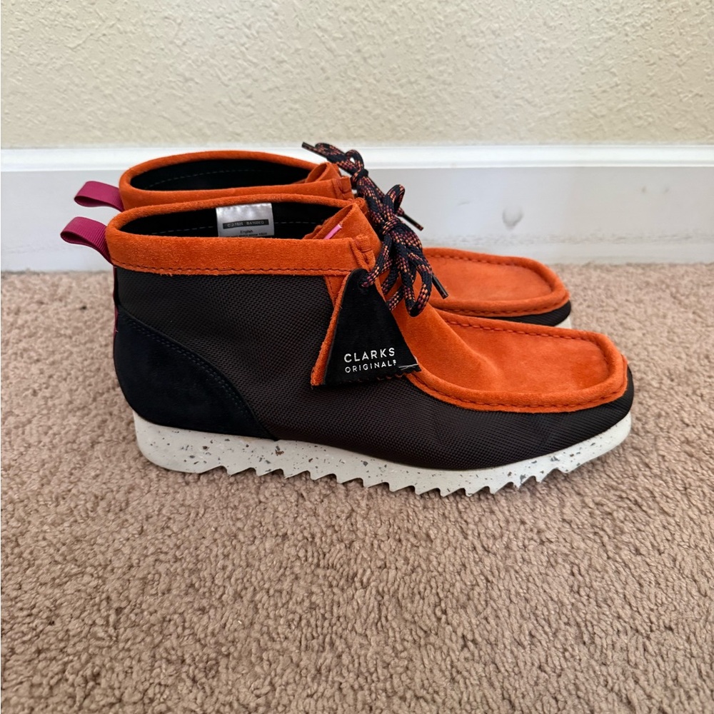 Men's Clarks originas wallabee